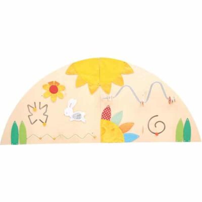 Sensorische Spielwand Garten