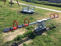 Doppelte Wippe für 4 Kinder – Bild 16