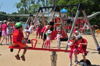 Doppelte Wippe für 4 Kinder – Bild 3