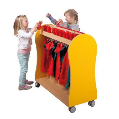 Handtuch- und Zahnputzwagen mit Ablage und Bilderleiste