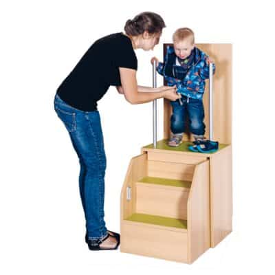 Anziehhilfe – einschiebbare Treppe