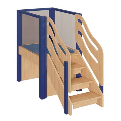Kleine Spielburg mit Treppe