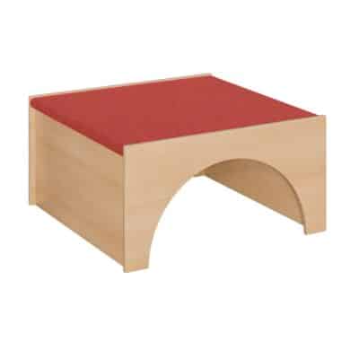 Spielpodest - Quadrat als Tunnel 2 Öffnungen gegenüber mit Tretford-Teppich