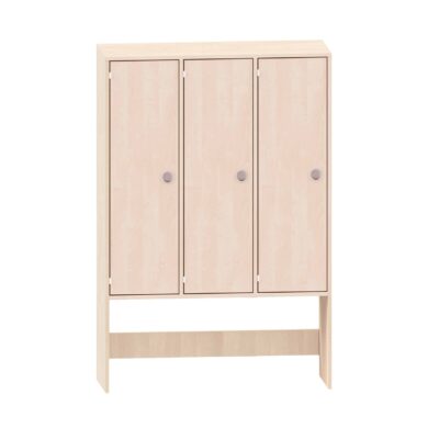 Garderobenregal mit 3 Türen