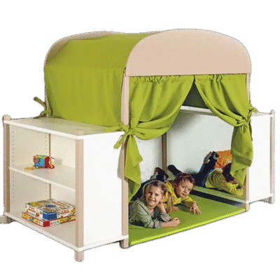 Traumhöhle mit Bogendach und Vorhangstange