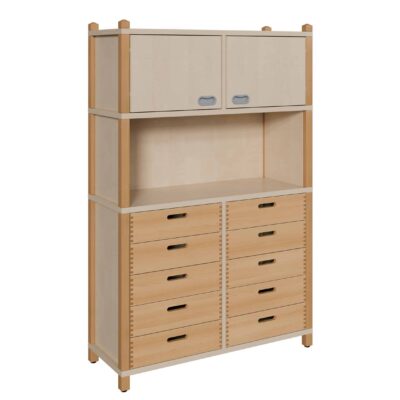 Stollenschränke mit Massivholzschüben