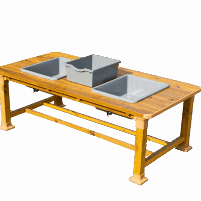 Outdoor Sand- und Wassertisch