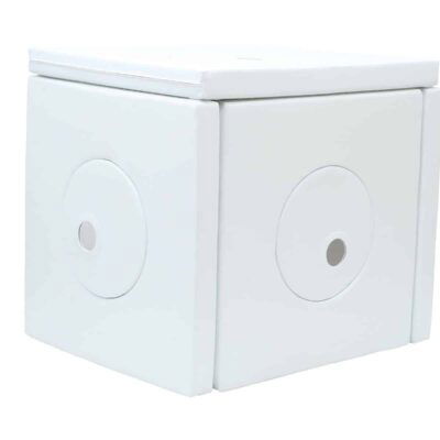 Weißes Schaumstoffhaus