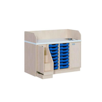 Wickelkommode dreireihig mit Waschbecken – 16 ErgoTray-Boxen und Aufstiegshilfe