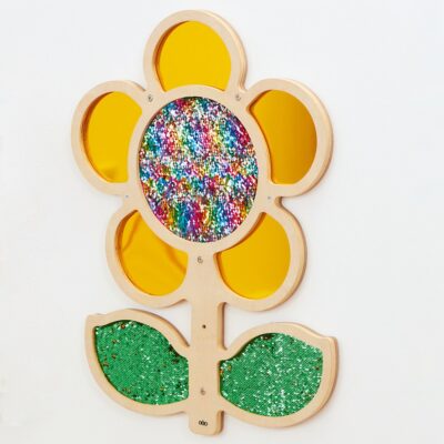 Wanddekoration mit Streichpailletten - Blume, gelb