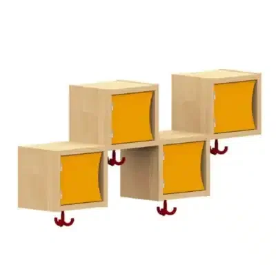 Garderobenablage mit versetzten Fächern, Tür und Griffschlitz