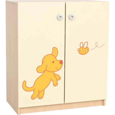 Fantasiewelt Schrank mit Hündchen