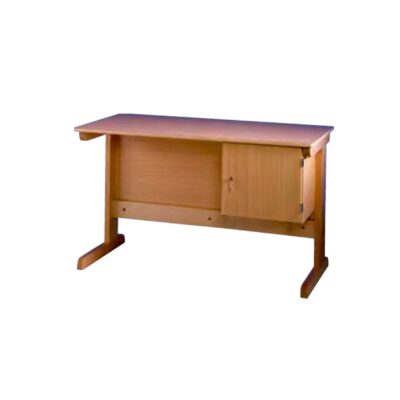 Lehrertisch mit Sichtblende