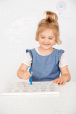 Magnetic Drawing Board „Letters“ - 21080 A emotion rgb 800x800