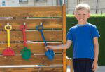 Kleiner Outdoor Sand- & Matschtisch - Sandspiel Wand1