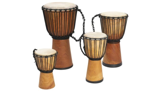 Djemben-aus-Hartholz-A_89195_b-ZD