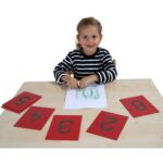 Fühl- und Tastplatten „Ziffern“ in Holzbox - 89405 a