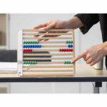 Kleiner Montessori-Rechenrahmen, ZR bis 1000 - Betzold Kleiner Montessori Rechenrahmen ZR bis 1000 A 850400 a ZN