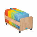Mobiler Kissenwagen mit 32 quadratischen Kissen - Mobiler Kissenwagen mit 32 quadratischen Kissen E 97358 k ZN
