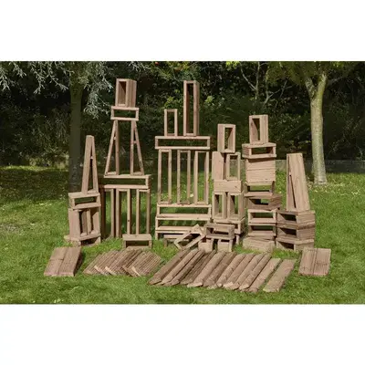 Outdoor-Bausteine aus robustem Holz – 75 Stück