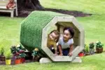 Achteckiger Abenteuertunnel - DR120 Millhouse Outdoor Octagonal Adventure Tunel Lifestyle C CMYK RGB 5f203a25 30d7 4daf 8e24 22f4f38b524b