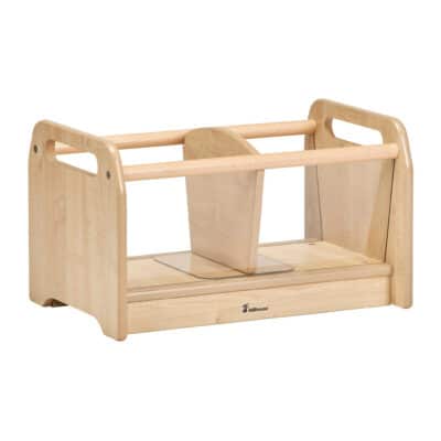 Kompaktes Regal mit transparenten Seitenwänden