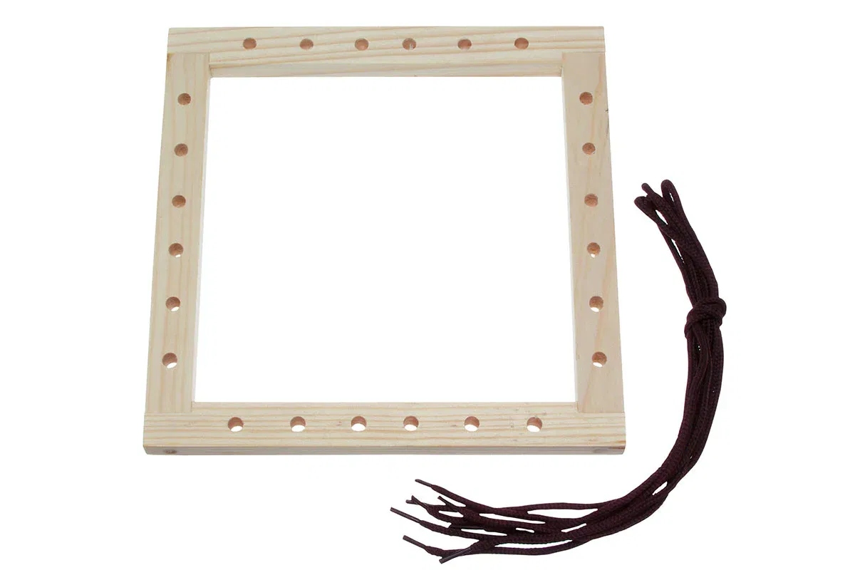 Fädelrahmen mit Schnur