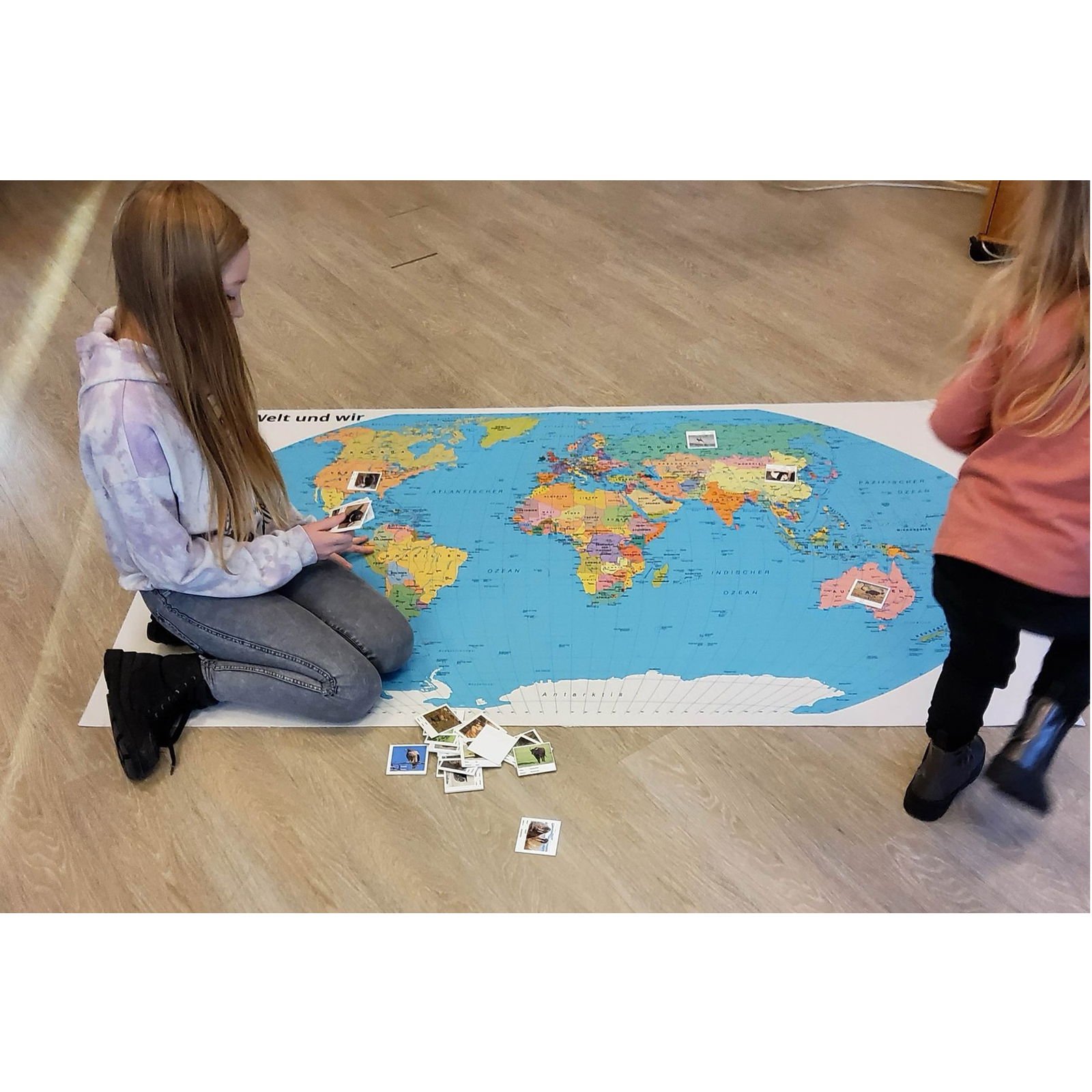 Zuordnungsteppich "Kinder der Welt und wir"