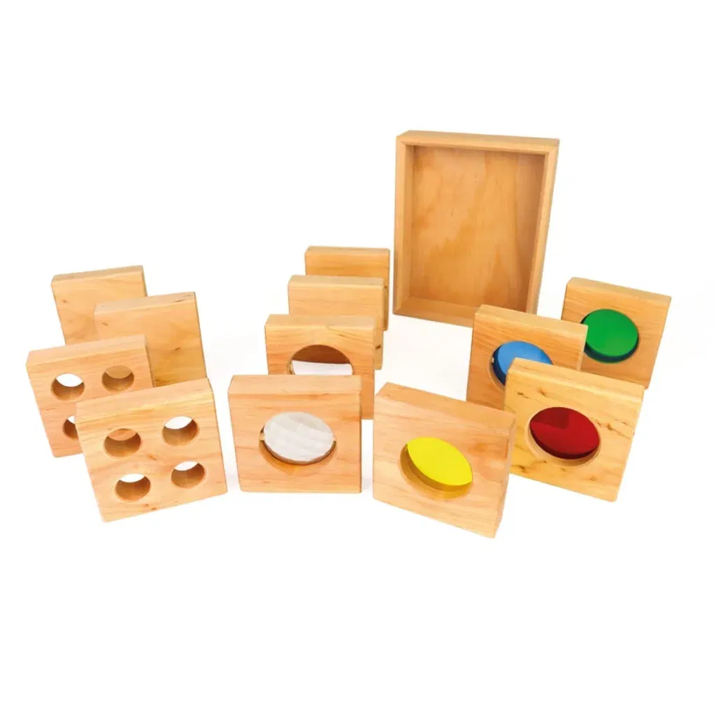 Optikklötze im Holzrahmen