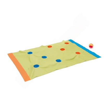 Spielmatte – Ball einlochen