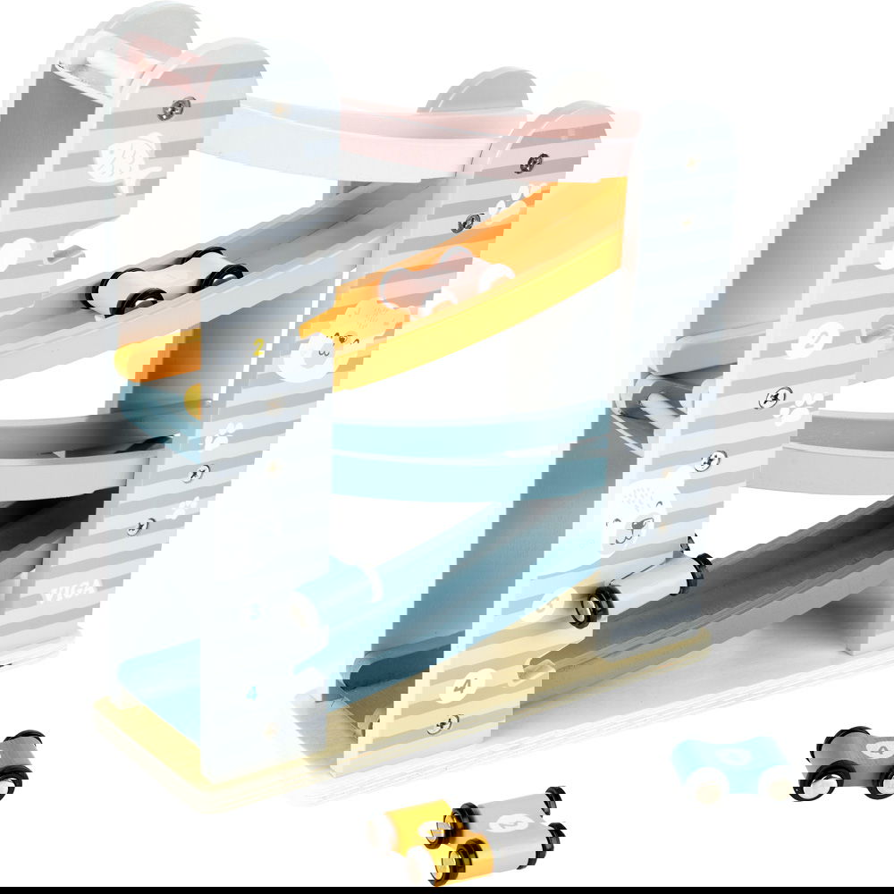 Holzrollbahn mit Autos