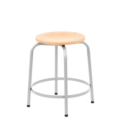 4-Bein-Hocker mit Fußleiste