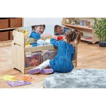Niedrige Sensorik-Spielstation mit Spiegel und 3 Aufbewahrungsboxen - PT154 Millhouse Early Years Furniture Low Sensory Play Unit With Clear Tubs Lifestyle RGB.jpeg 1000