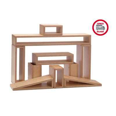 Hohlbausteine-Set aus Holz