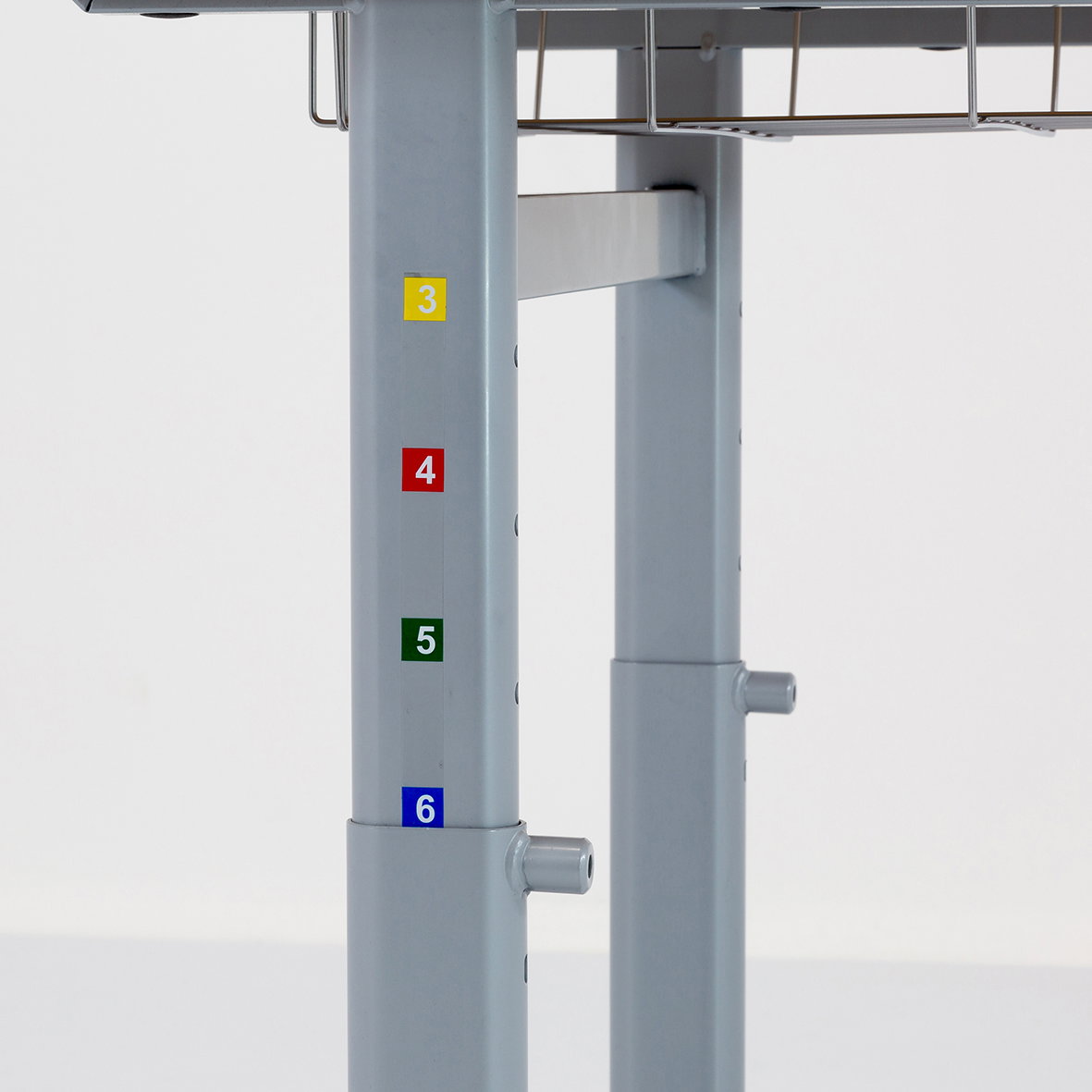 Schultisch höhenverstellbar VARIUS-T I – einsitzig - Hoehenverstellung (1)