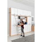 Regalwand mit Leiter, T 48, H 301, 4-reihig – Ahorn Jylland, Türen weiß (Grande 27) - ZEST5337 i 19