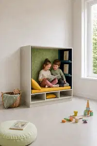 Rückzugsnische zum Sitzen mit Bilderleiste und Polster basic, 120 x 121 x 60 cm - KFNM120121060b NIL03 003 1024x1536